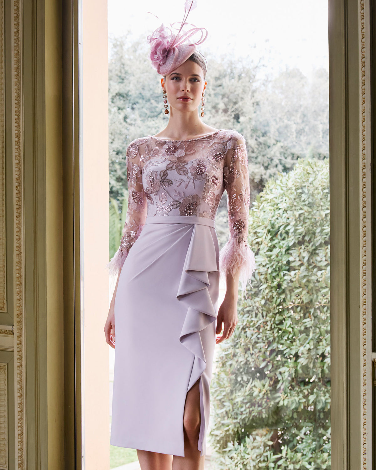 Vestido de fiesta Couture Club midi en encaje y pedrería - Ana Cañizares Alicante
